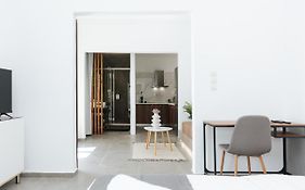 Athena City Apartment